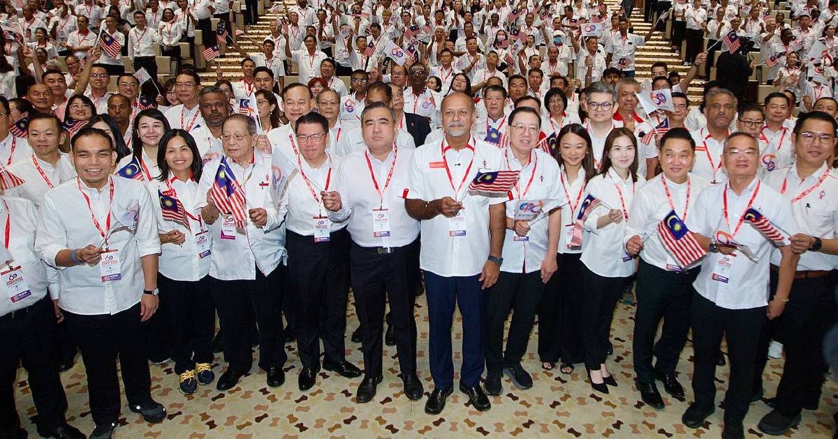 DAP Must Remain in Unity Government But Speak Out on Administrative Issues, Says Party Women's Chief