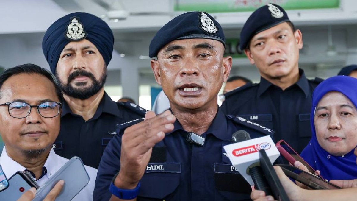Dozen men detained after violent brawl erupts over parking dispute at Cheras shopping mall
