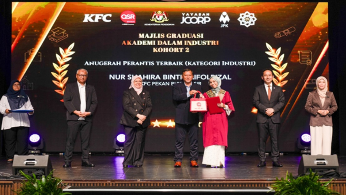 KFC Malaysia and Yayasan JCorp Graduate 37 Skilled Workers Through Industry-Education Partnership