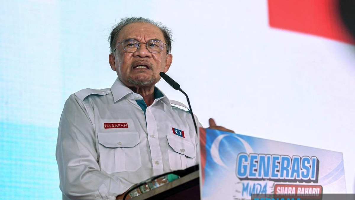 Government Continues Development Funding to Opposition Areas, PM Anwar Clarifies