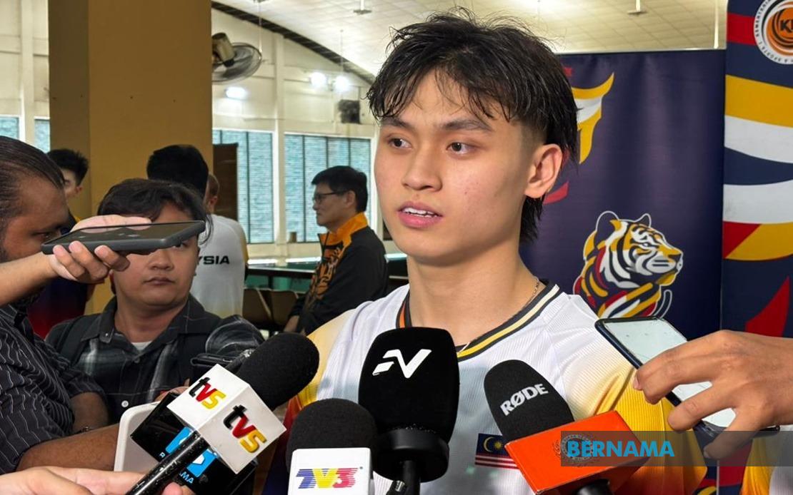 Low Wa Sern Captures Maiden SUKMA Squash Gold with Mentor Joachim Chuah's Guidance