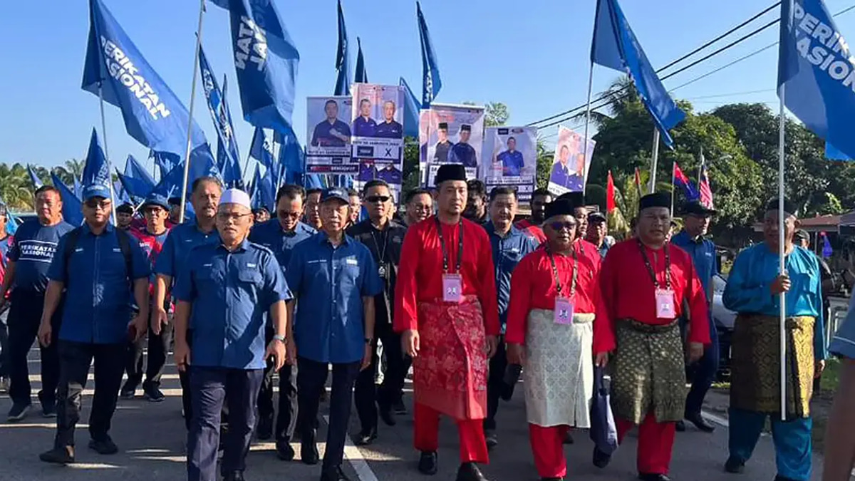 Muhyiddin leads show of strength as Perikatan backs Bukit Kepong candidate