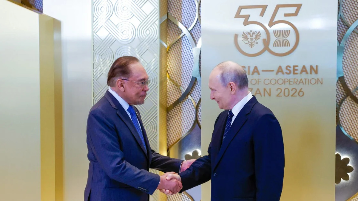 Anwar and Putin discuss energy security amid regional strategic shifts