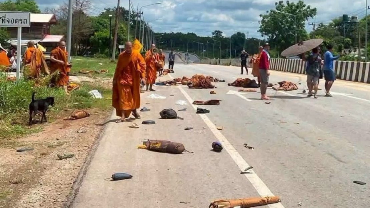 Eight monks killed as pickup truck strikes pilgrimage group in Thailand