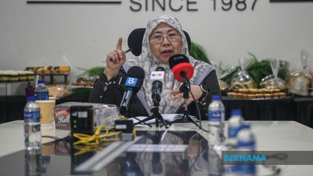 PKR Exodus Driven By Unfulfilled Ambitions, Says Fuziah
