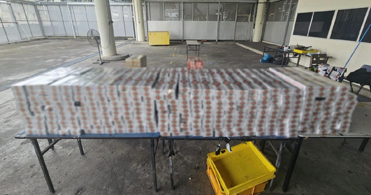 Malaysian caught smuggling 700+ cartons of contraband cigarettes through Singapore checkpoint
