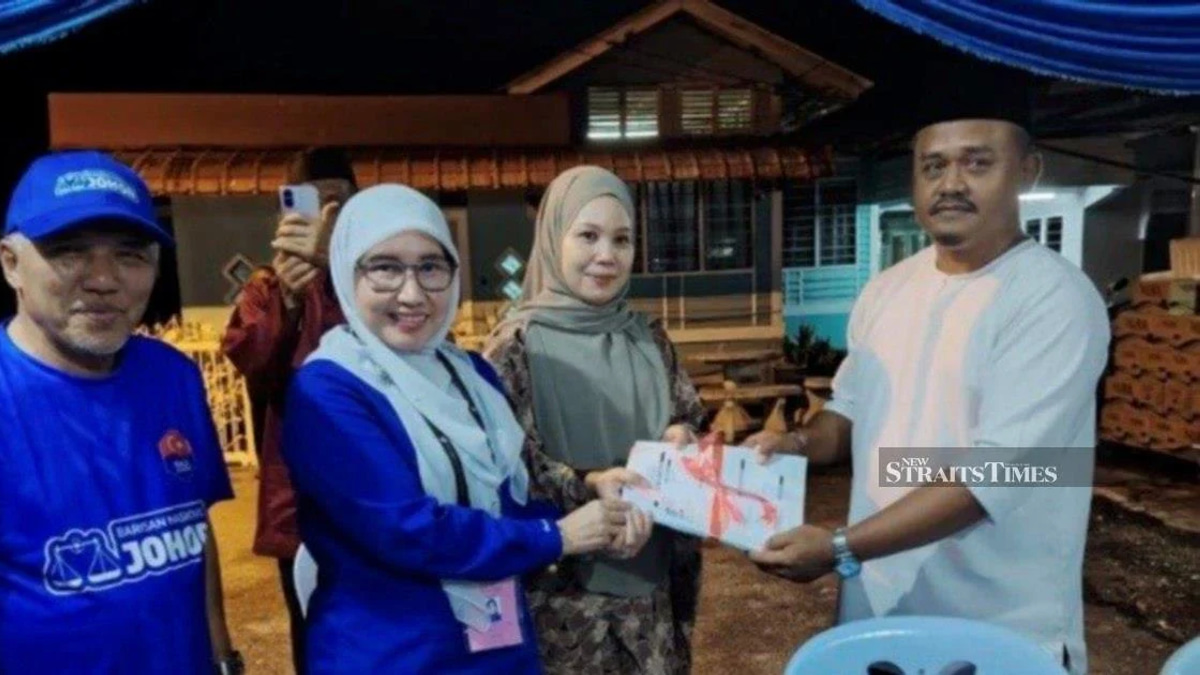 Wave of Defections Bolsters Umno as Johor Election Campaign Intensifies