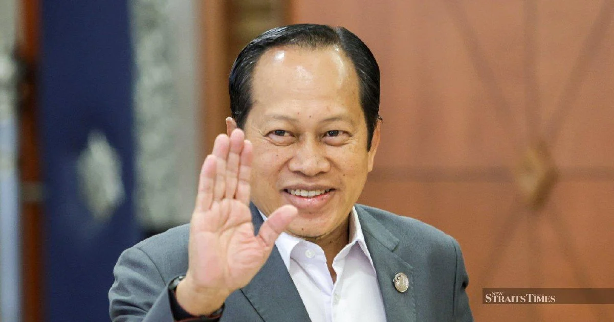 Ahmad Maslan Steps Aside in Johor Election, Creating Space for Fresh Candidates