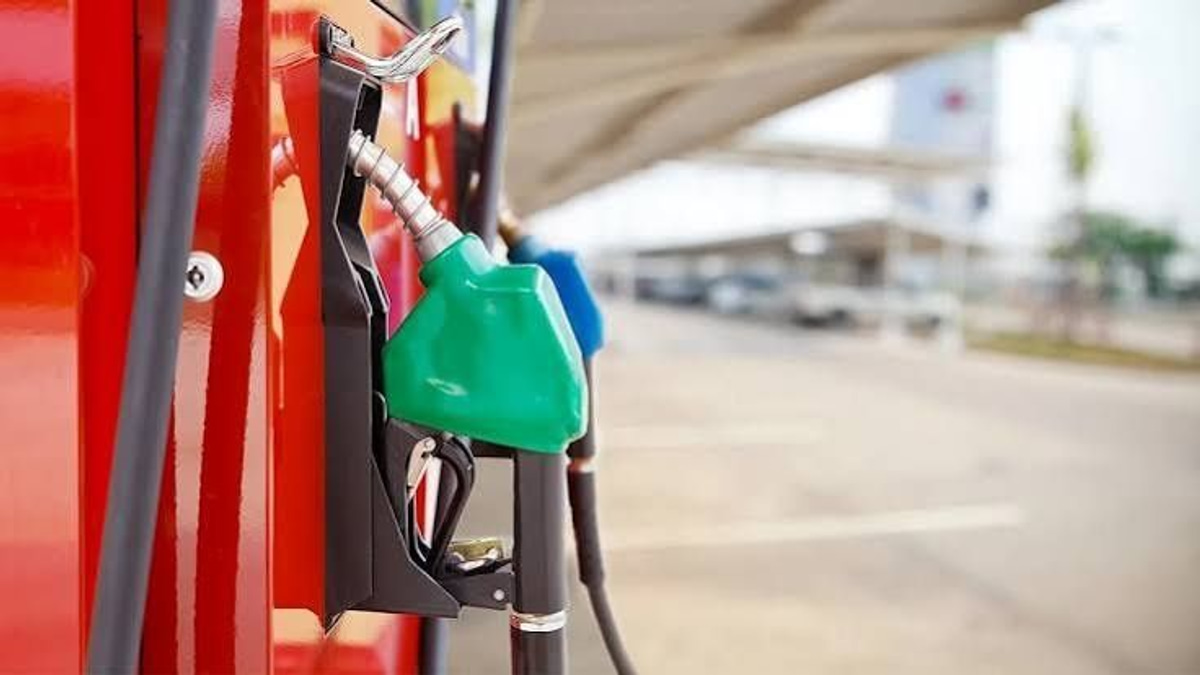 India's E20 Fuel Mandate Sparks Political Crisis as Government Scrambles to Manage Backlash