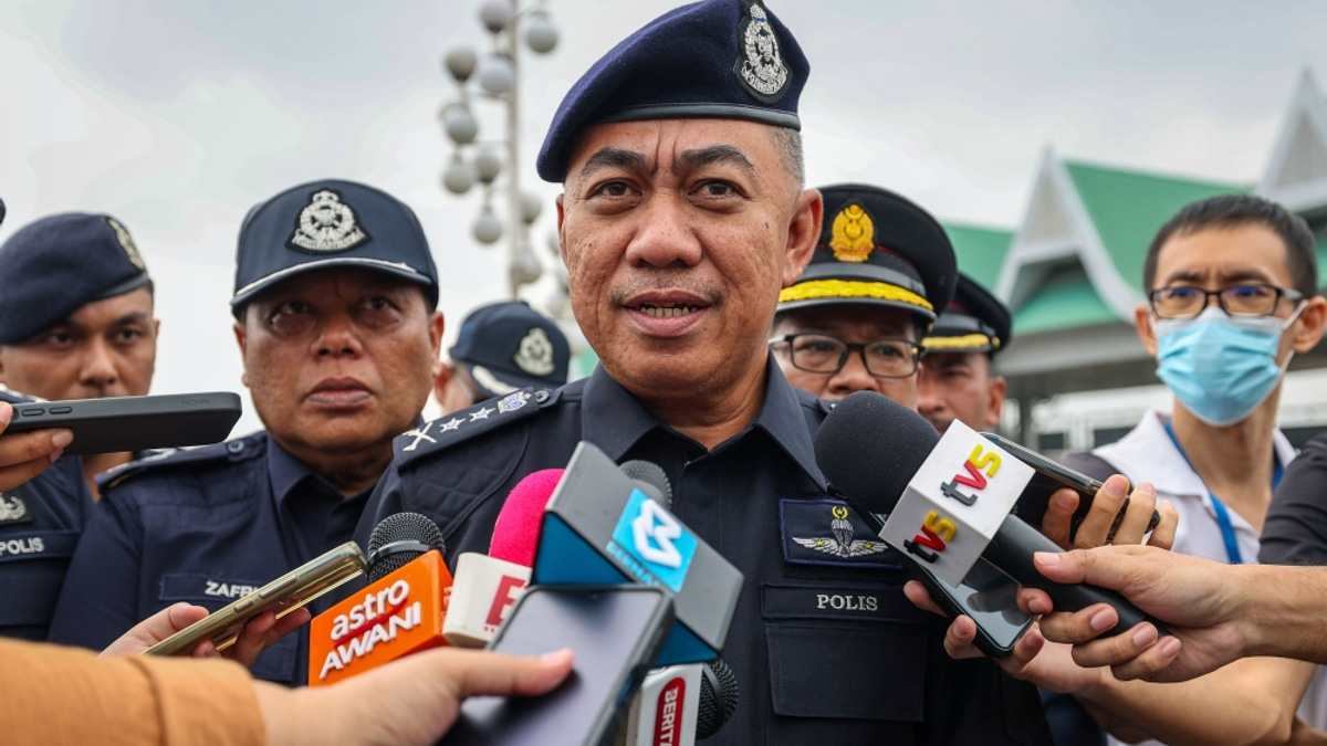 Married Couple Among Seven Detained After Police Seize 2.8kg MDMA in Perak Raids