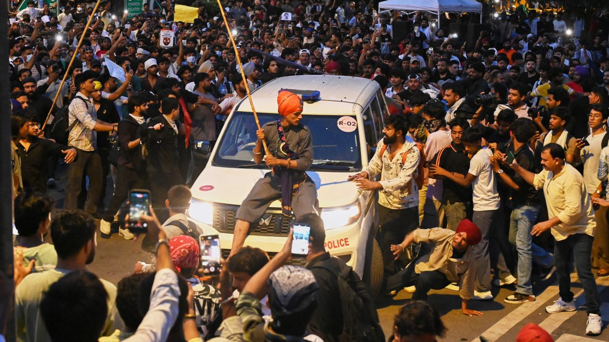 Modi Faces Heat Over Exam Fraud as Student Protests Swell Across India