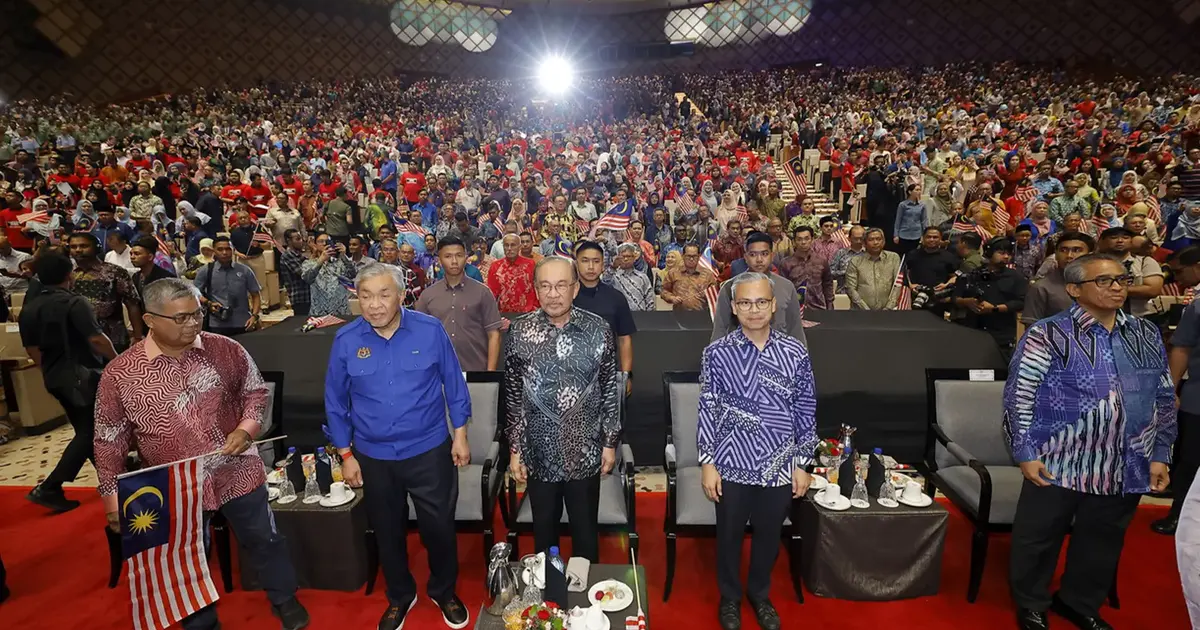 Anwar Pledges Return of Seized Billions to Rakyat in Wealth-Sharing Drive