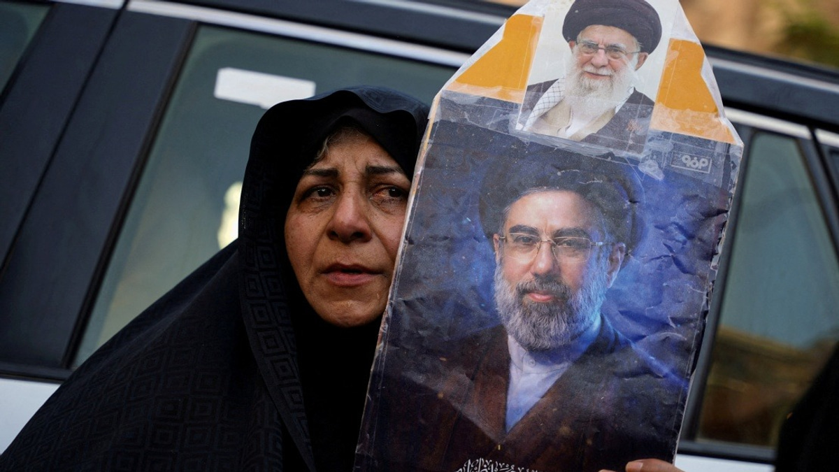 Iran's Supreme Leader Dismisses Trump's Credibility After MoU Breach Claims