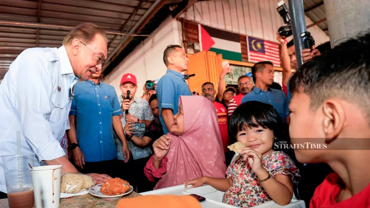Anwar Acknowledges Government Shortfalls, Promises Measured Progress
