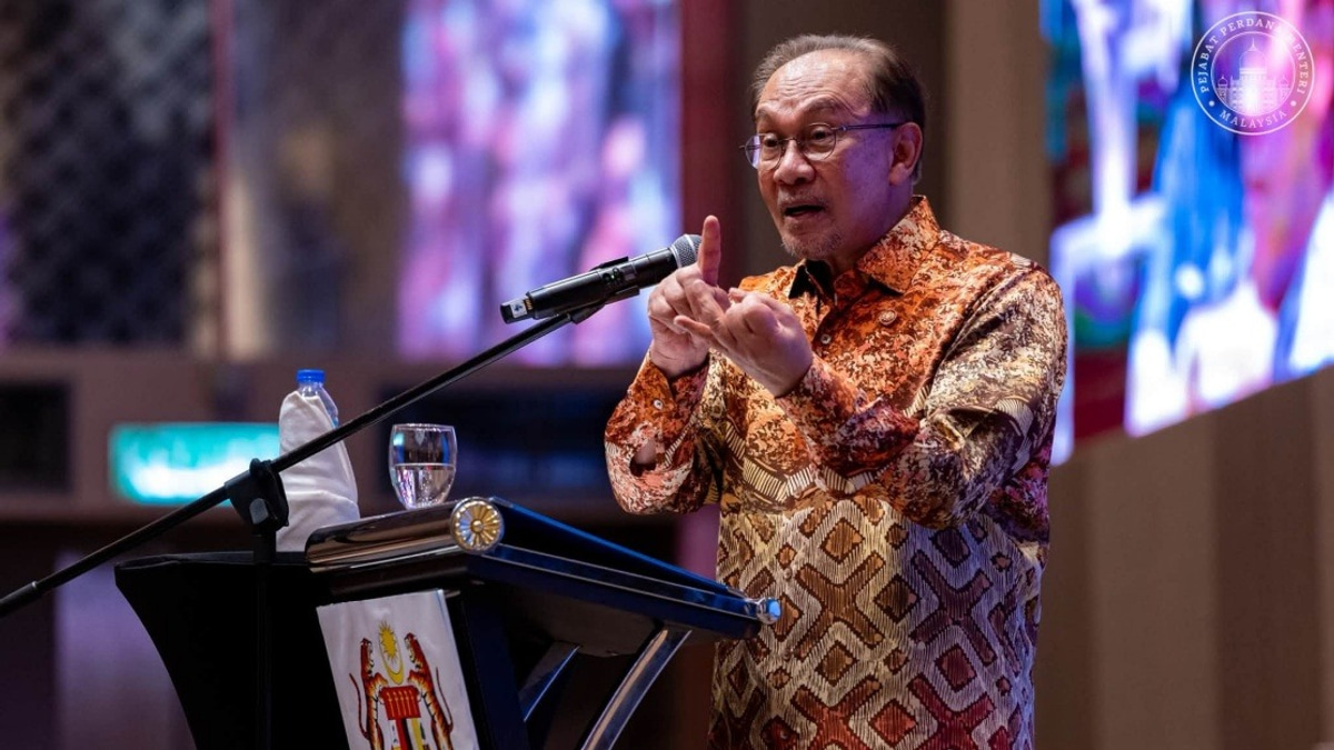 Government Will Leverage All Resources To Support Young Malaysians, Affirms PM Anwar