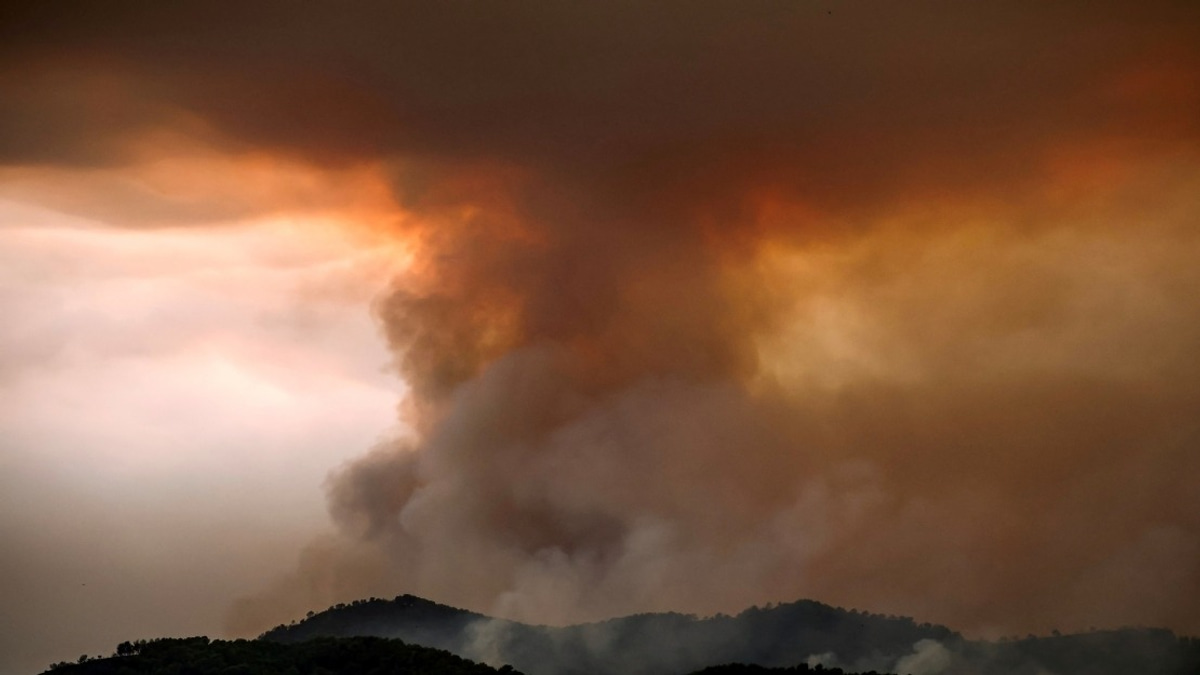Spain Tackles Record Wildfire as Evacuations Surge Across Central Provinces