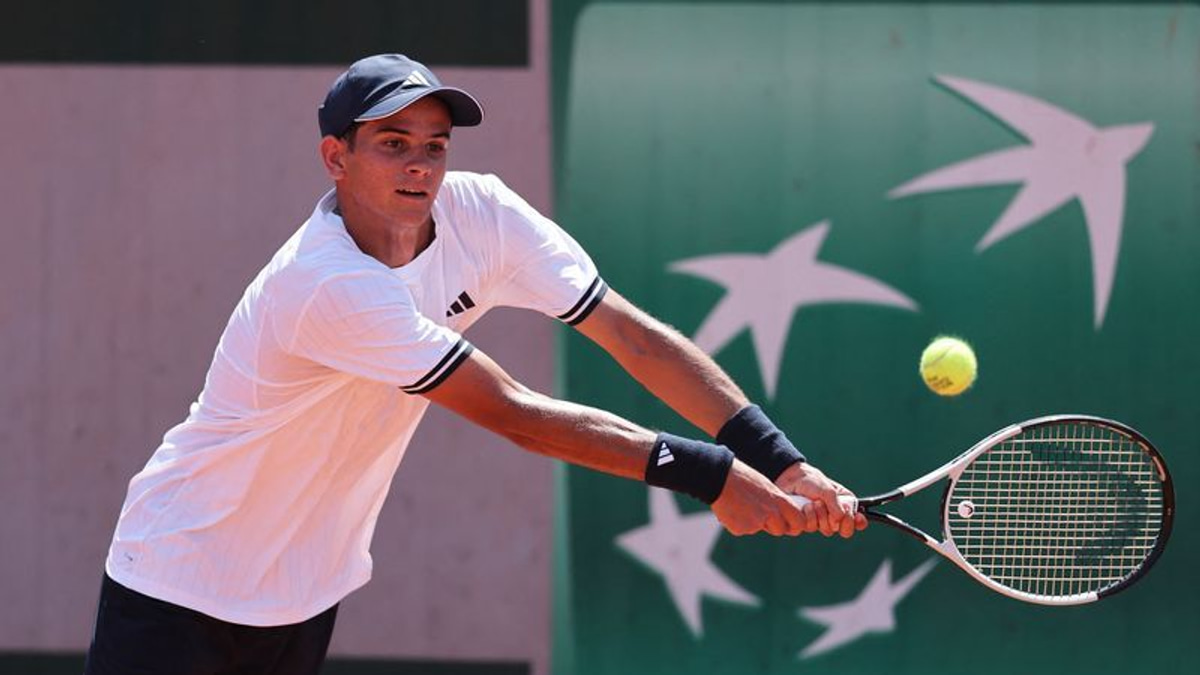 Jodar shines in Nadal's shadow as Spanish prospect takes centre stage at Roland Garros