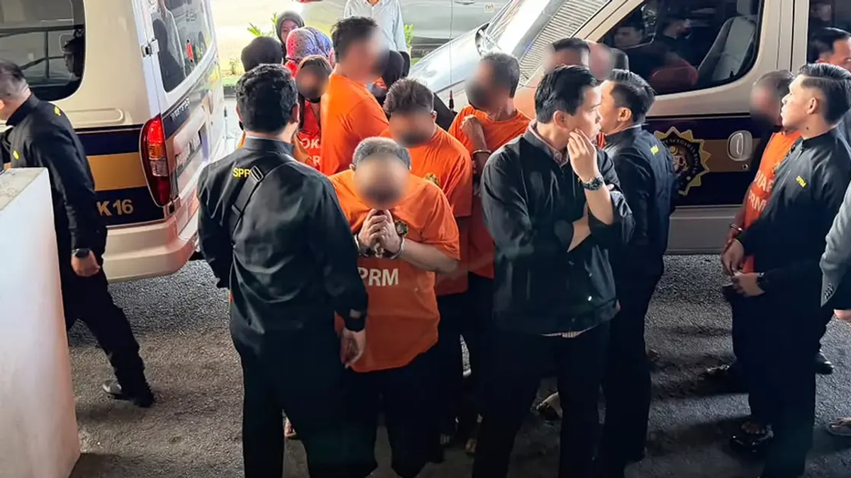 Senior Government Official and 12 Others Arrested in RM2.5 Million Corruption Investigation
