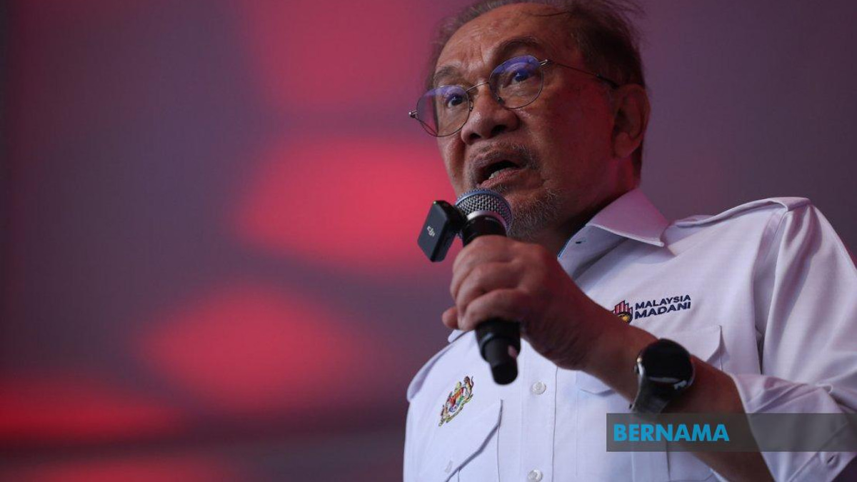 Those Responsible for Tabung Haji Losses Will Face Justice, Anwar Pledges