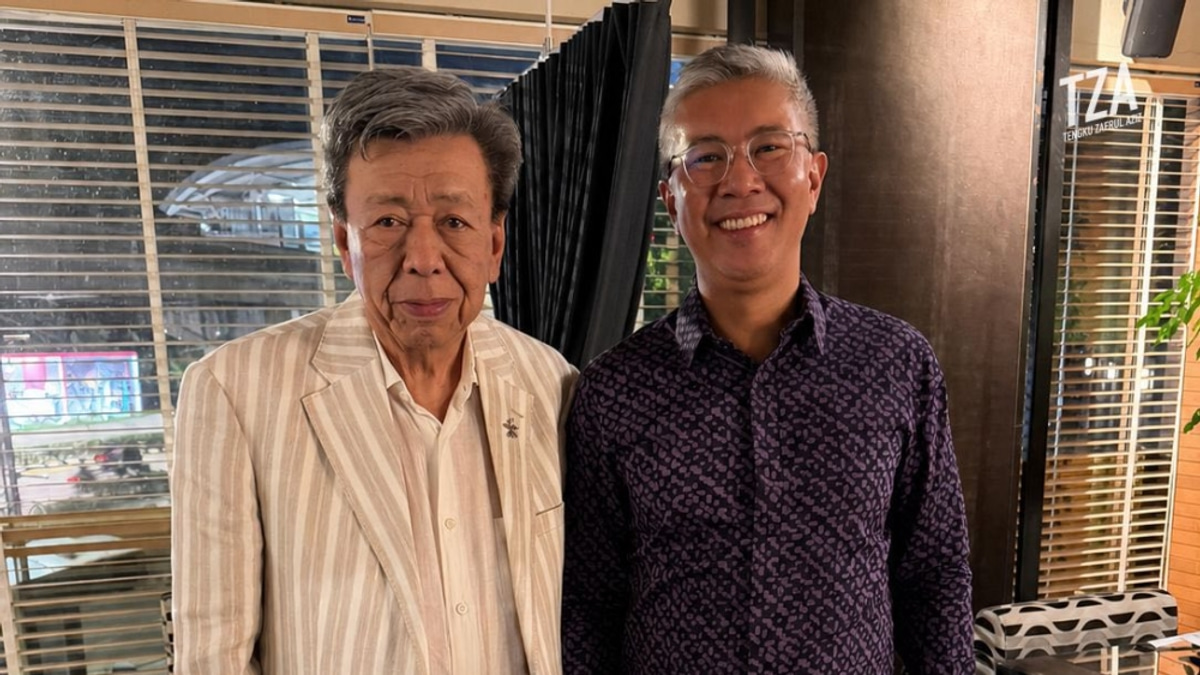 Tengku Zafrul Praises Sultan Selangor's Message on National Unity During Aidiladha