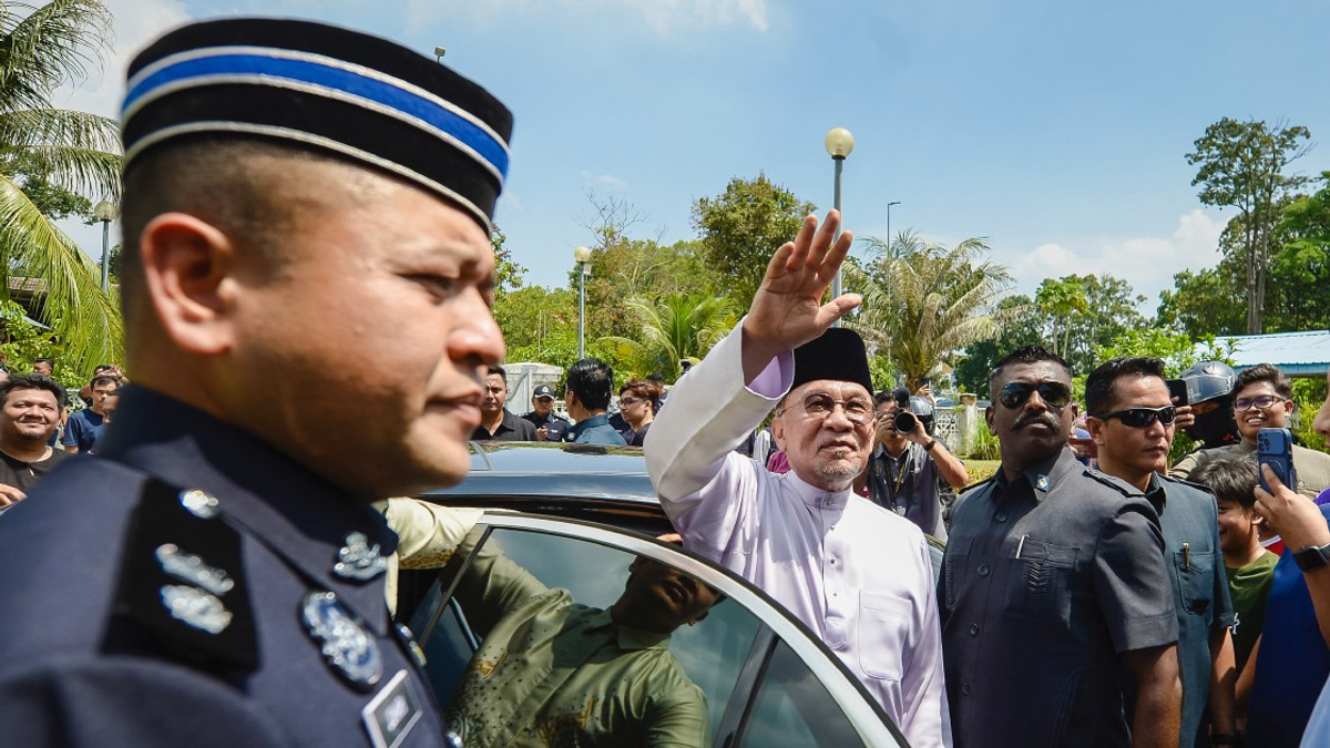 Malaysia's Economy Accelerates to 5.8% Growth in Second Quarter, PM Celebrates Progress