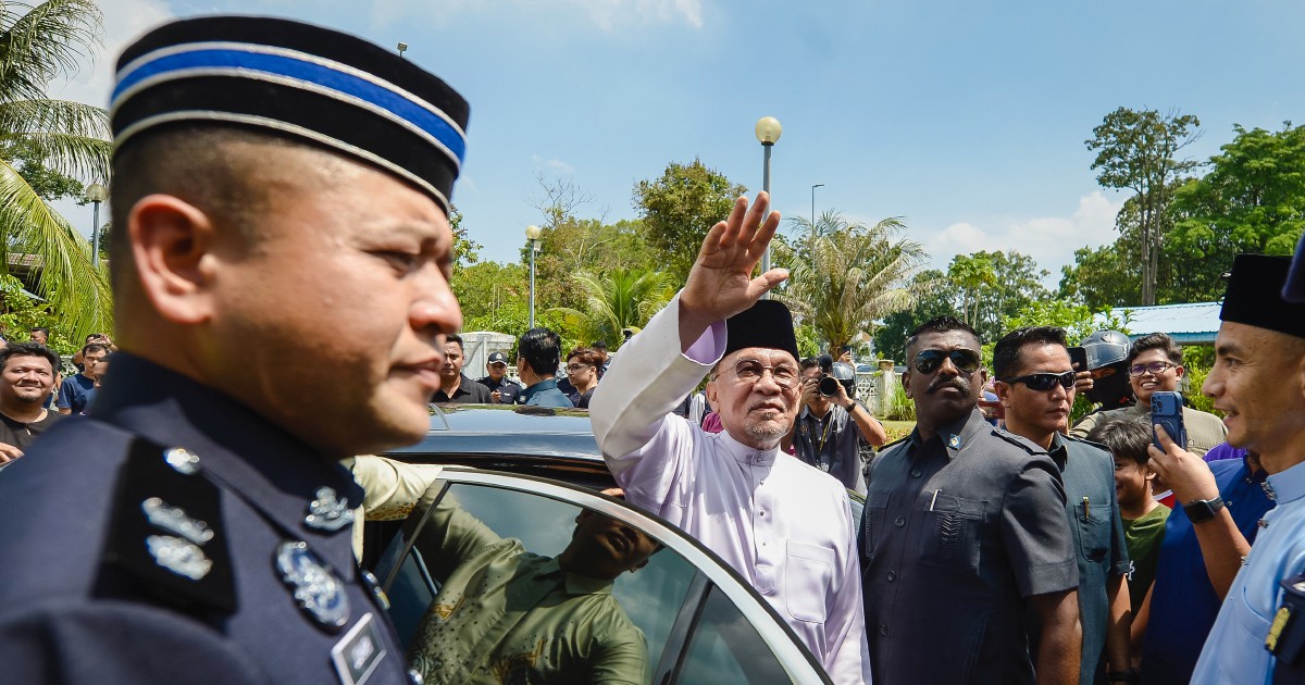 Malaysia's Economy Accelerates to 5.8% Growth in Second Quarter, PM Celebrates Progress