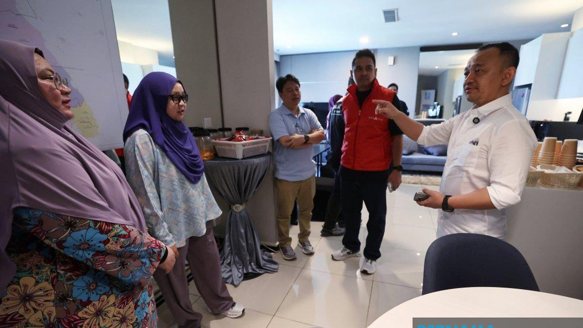 Maszlee Malik Pledges Digital Tools To Streamline Constituent Services In Puteri Wangsa Campaign