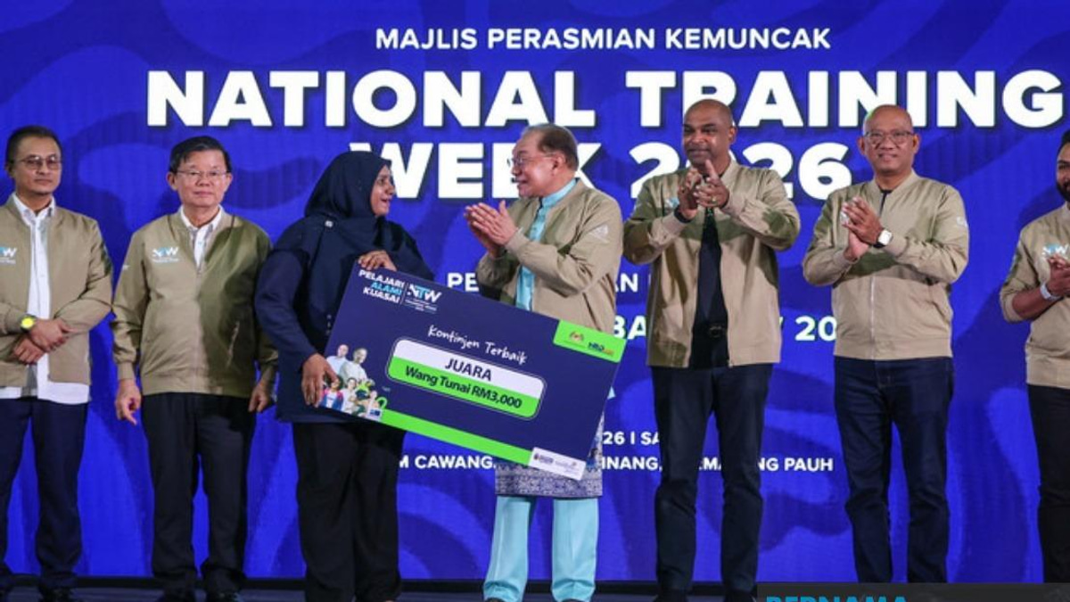 Malaysia Within Striking Distance of High-Income Status, Ramanan Says