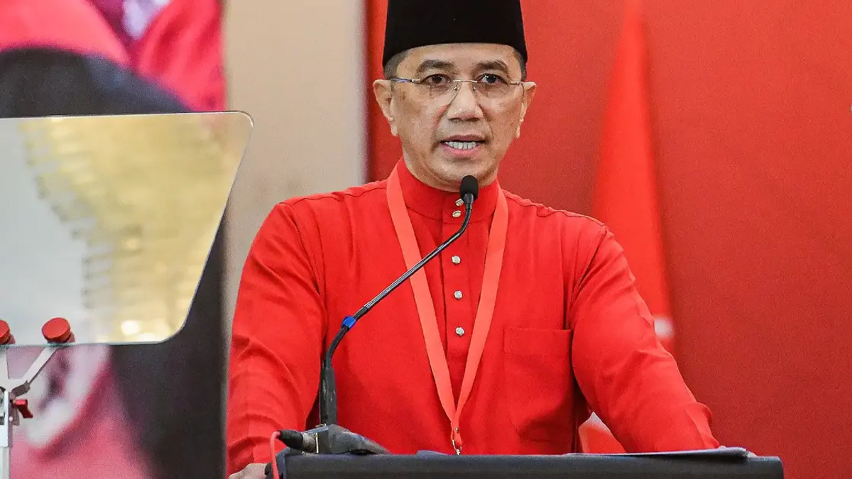 Bersatu Hits Back at 'Orchestrated Campaign' as Rejoin-PH Speculation Swirls