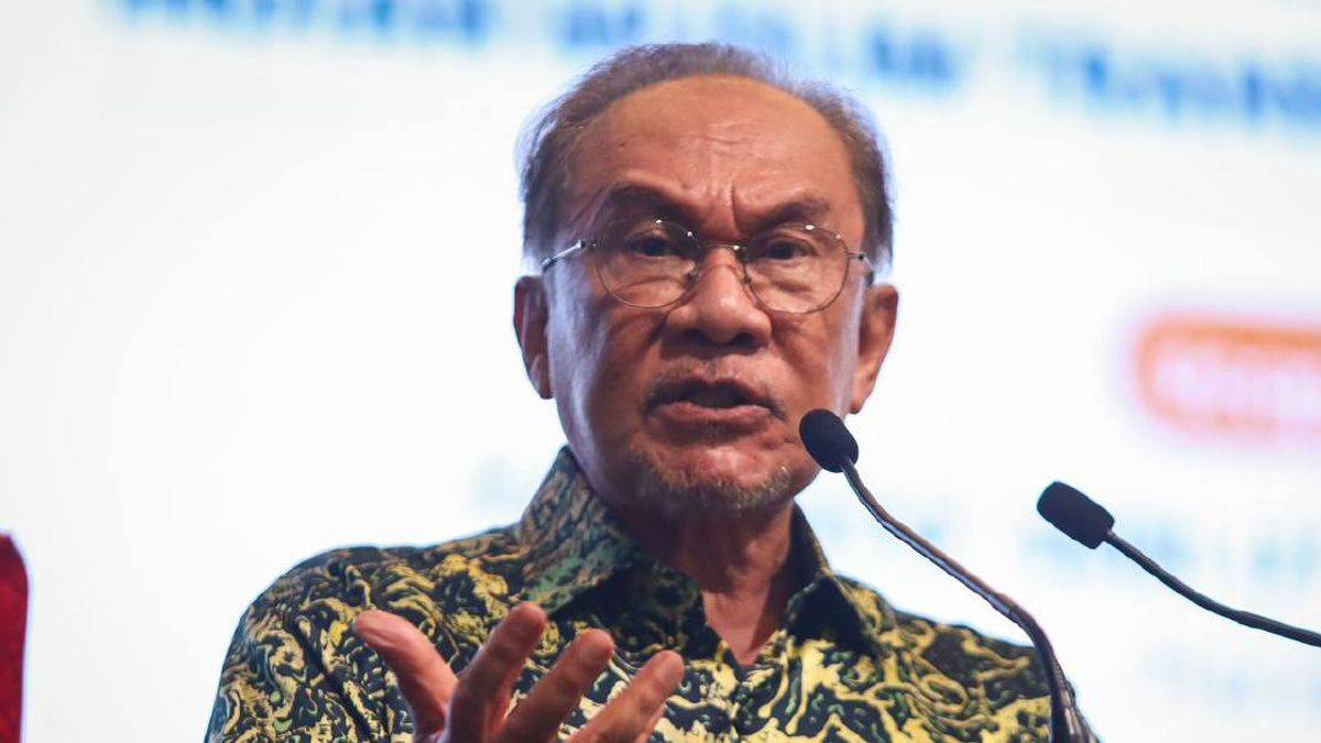 No Tolerance for Refugee-Led Disruptions of Public Order, Anwar Declares