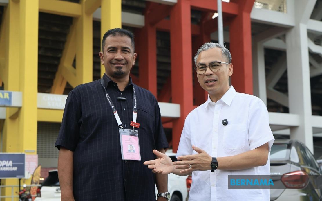 Fahmi Urges Clean Campaign After PH Billboards Vandalised in Negeri Sembilan