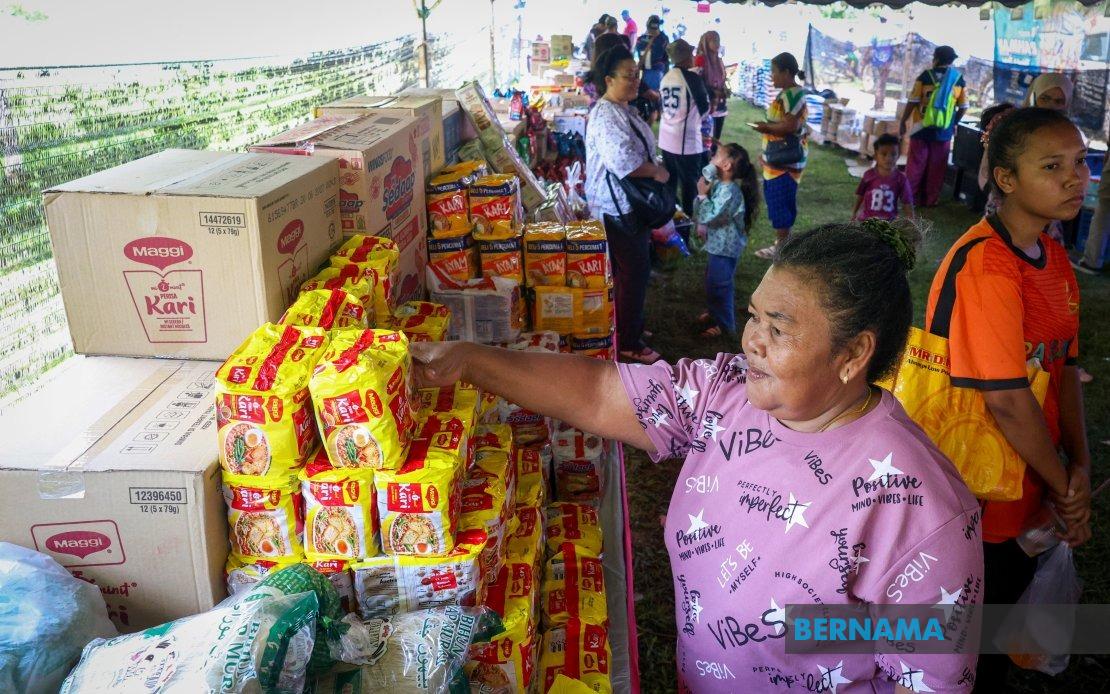 PJRM Brings Subsidised Essential Goods to Remote Orang Asli Settlement in Gua Musang