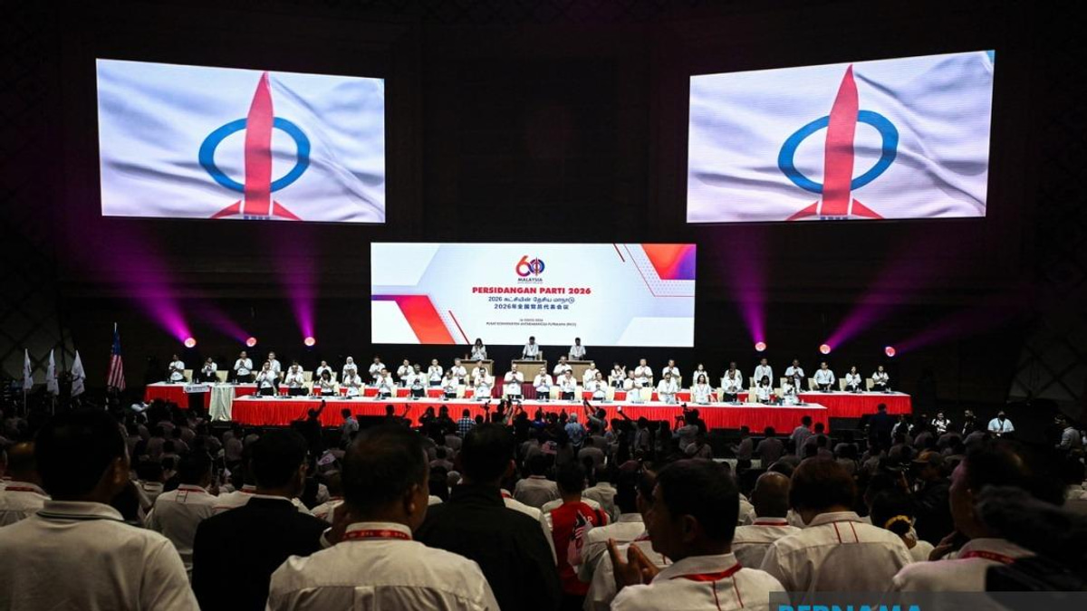DAP Delegates Vote to Stay in Unity Government, Citing Reform Agenda and Stability