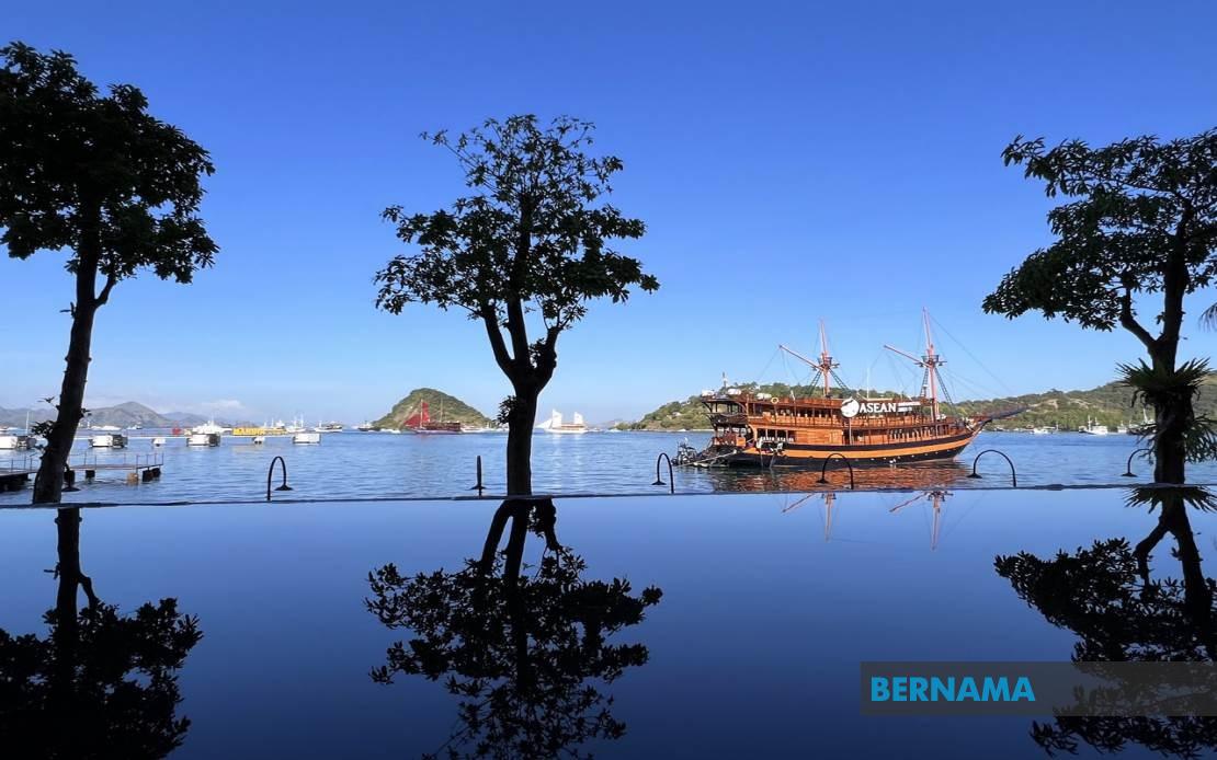 Southeast Asia's Economic Pulse: From Indonesia's Waste Crisis to Vietnam's Biotech Boom