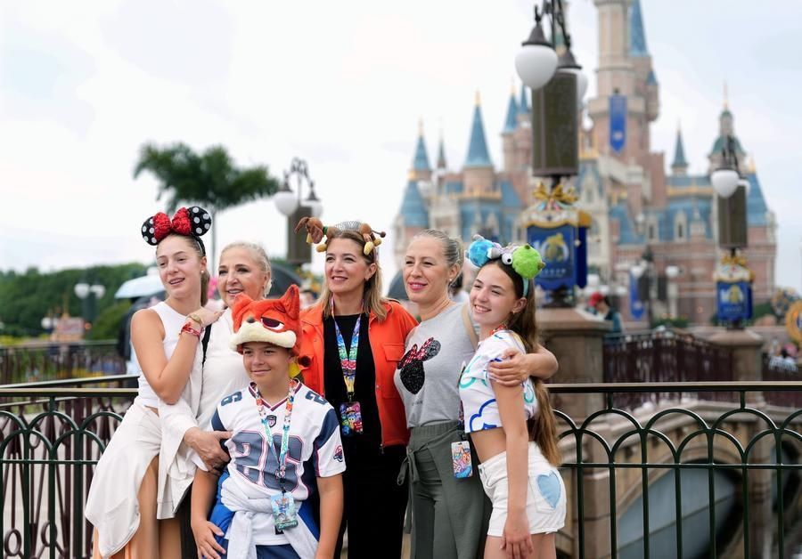 China's expanding visa-free framework drives record surge in foreign visitors