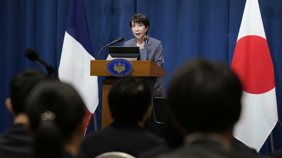 Japanese PM Takaichi's Cabinet Support Hits Eight-Month Low Amid Economic Pressures