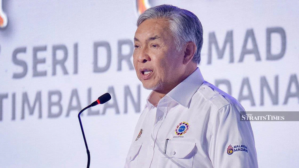 Zahid Heads New Cabinet Push on Foreign Worker Crisis