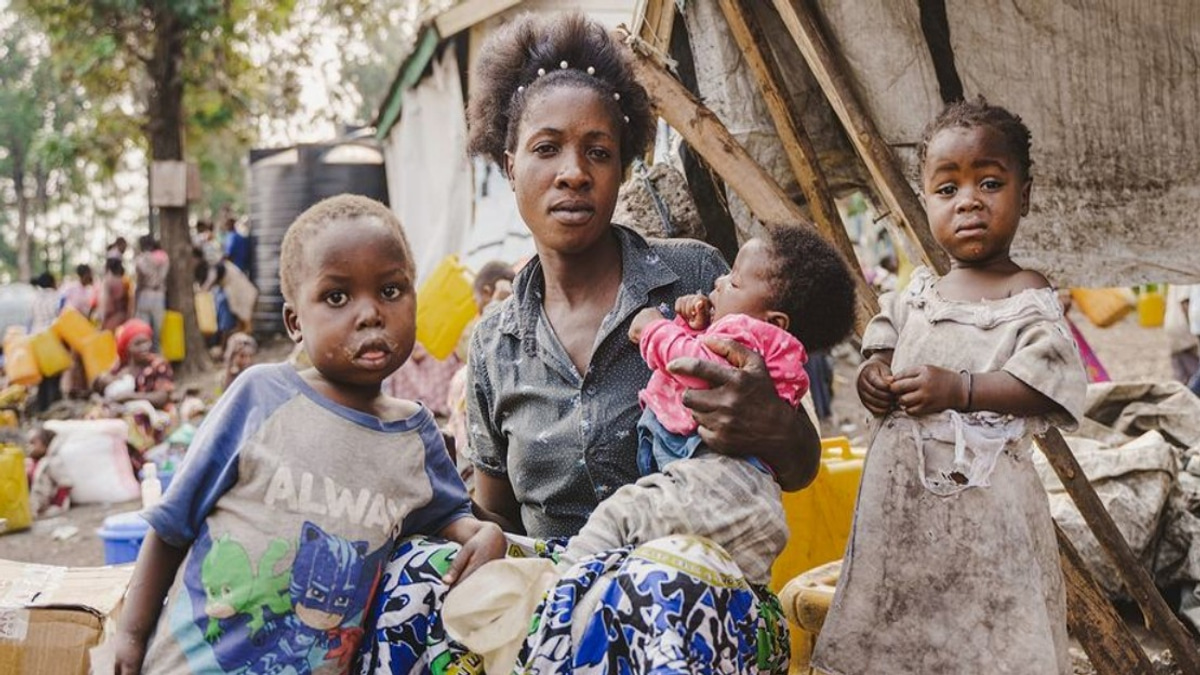 Ebola Treatment Centre Attacked in Eastern Congo, 13 Patients Unaccounted For