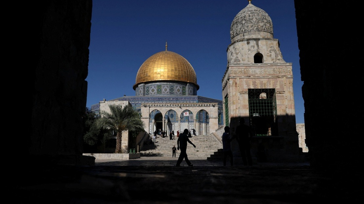 Malaysia's Religious Affairs Minister Denounces Storming of Al-Aqsa Mosque