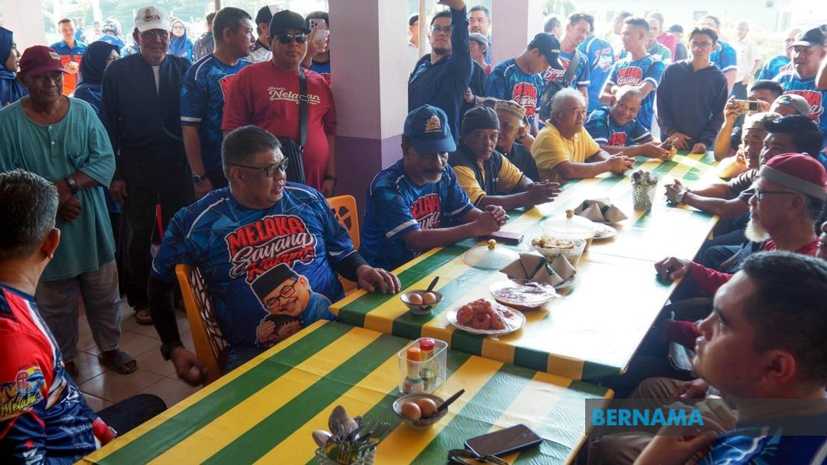 Melaka Launches Support Scheme for Fishermen with PERKESO Coverage and Fish-Finding Technology