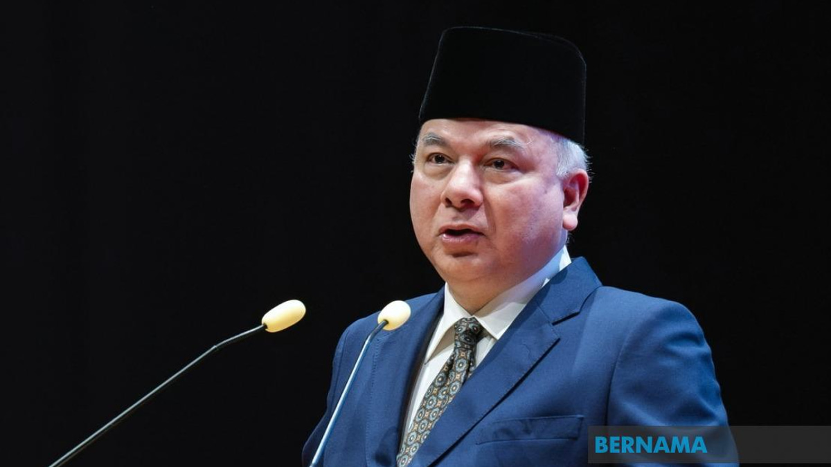 Sultan Nazrin Pushes for Unified Global Waqf Governance Framework