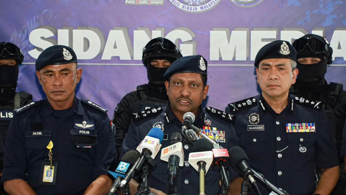 Six arrested in Selangor and Johor over suspected drug-laced vape sales