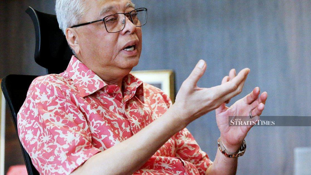 Former PM Ismail Sabri hospitalised at IJN ahead of court hearing