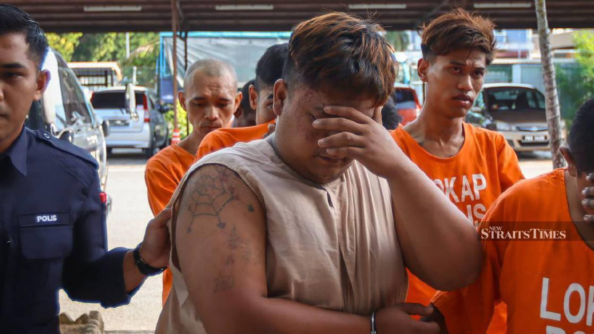 Orange Mitsubishi Triton Driver Arrested in Penang Over Reckless Driving