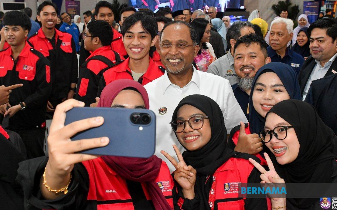 LRT3 Shah Alam Line Transforms Campus Mobility as UiTM Launches Semiconductor Initiative
