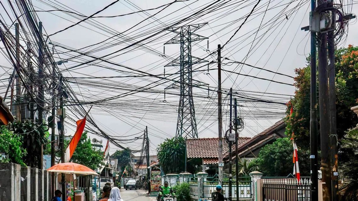 Prabowo vows to dismantle 750 'unproductive' state firms and tackle endemic SOE corruption
