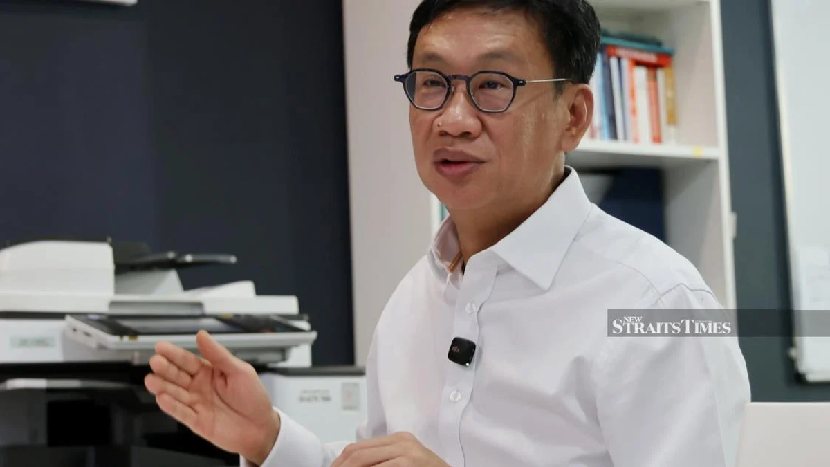 Wong Chen Questions Abrupt Exit as MDV Chairman