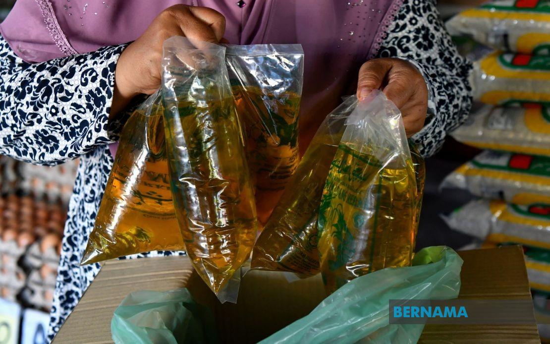 KPDN To Study PAC Recommendations On Cooking Oil Price Control, Subsidy Management