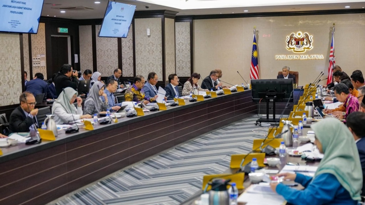 Government Launches Foreign Worker System Overhaul, Deputy PM Ahmad Zahid Announces