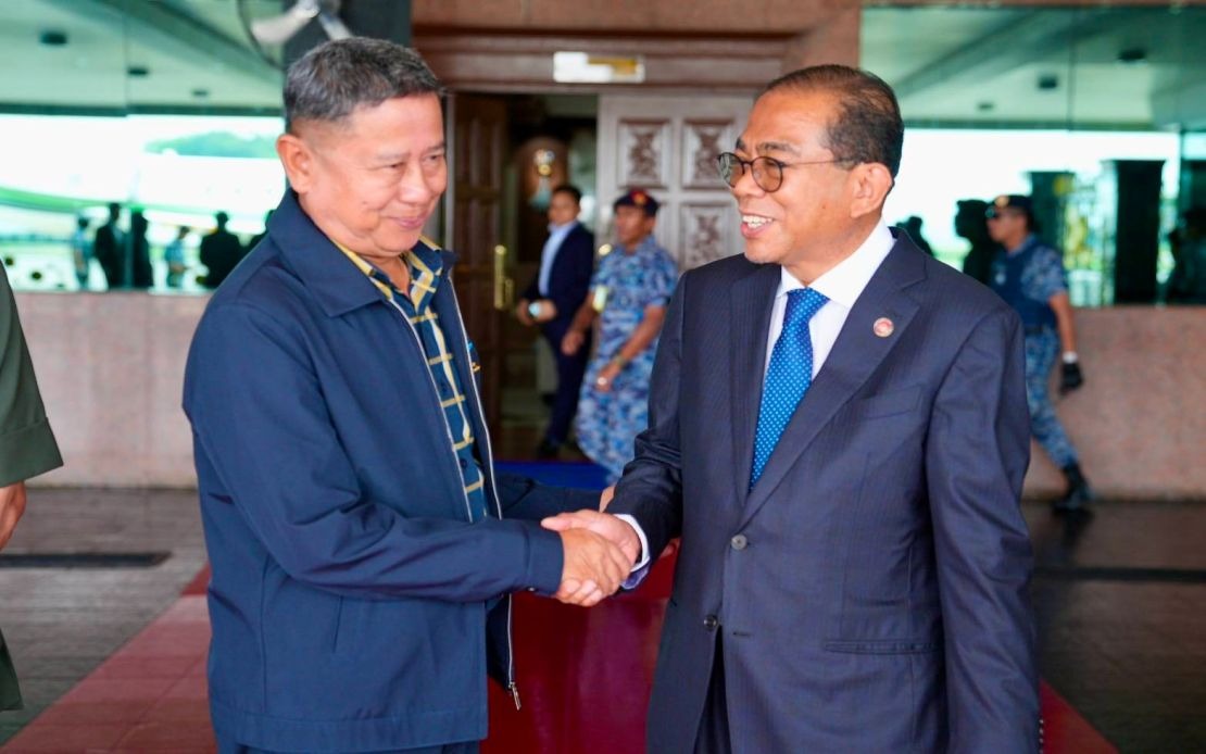 Thailand's Defence Minister Meets Malaysian Counterpart Over Southern Border Security Crisis